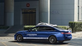 雷军造车，需要一个新“复仇者联盟”