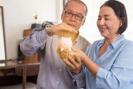 抢滩个人养老金市场！国泰君安APP上线投资预约功能，还有多家券商加速备战
