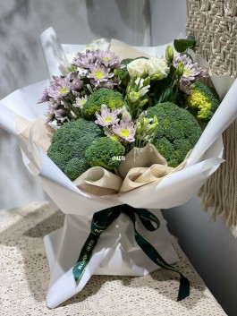 花束包装方法(冰淇淋花束包装方法)