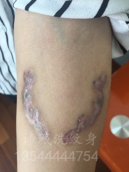 洗纹身最好的方法(如何洗纹身最好的方法)