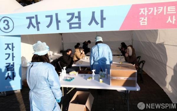 韩国新冠疫情有望3月初达峰值单日确诊病例或近20万例